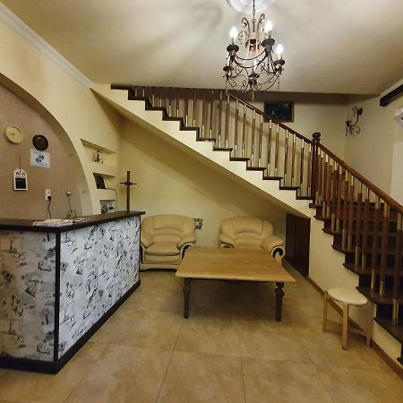 Capsule Hostel In The Old City Of Γιερεβάν Εξωτερικό φωτογραφία