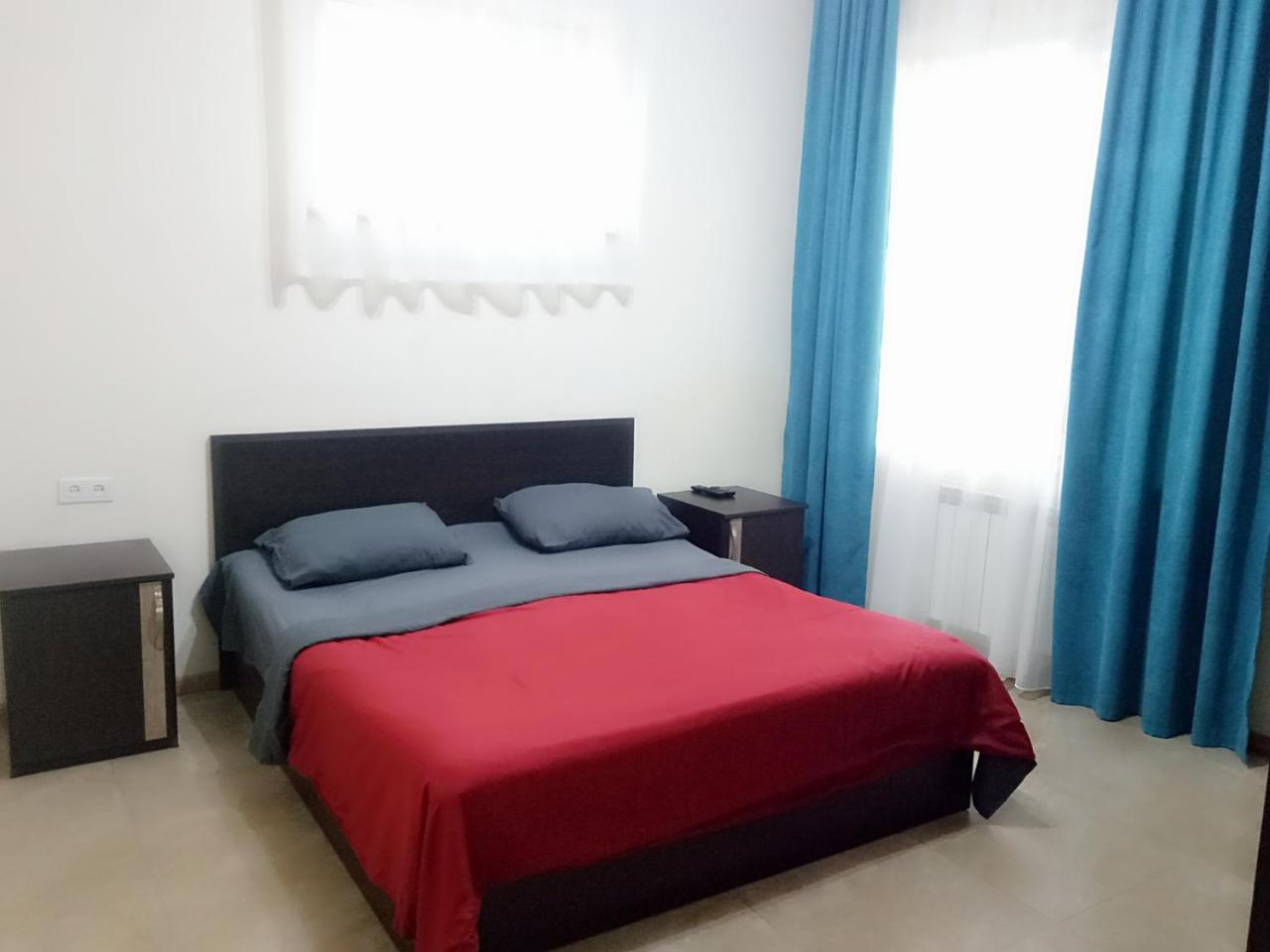 Capsule Hostel In The Old City Of Γιερεβάν Εξωτερικό φωτογραφία